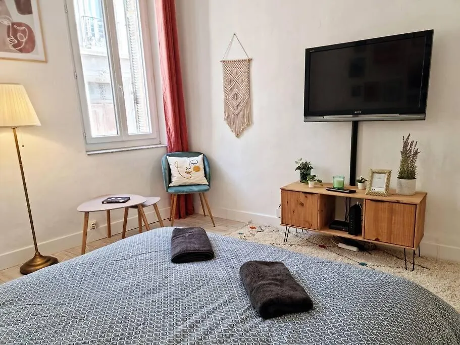 Appartement Resplendissant Entre La Plaine Et Le Cours Julien Et Proche Du Centre-Ville Marseille 0*,  France